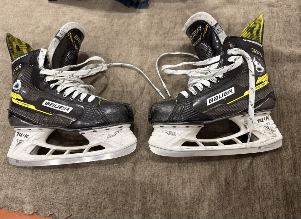 Продам хоккейные коньки Bauer
