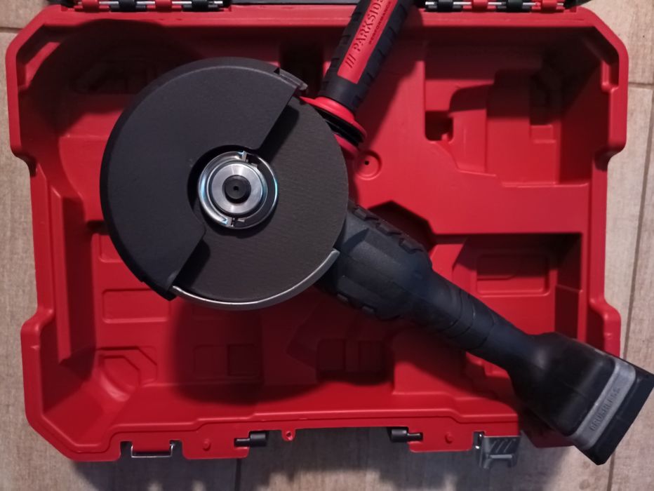 Parkside flex polidisc polizor pe baterie 20V 8A 4A 2A incarcator 20V