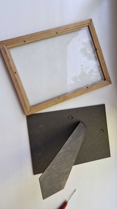 Продам пару рамок для фото или рисунков