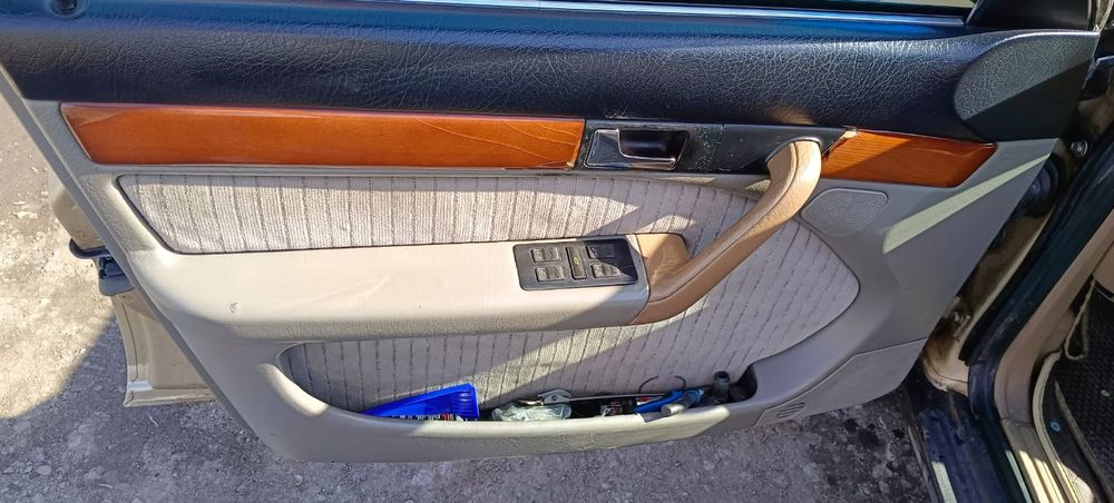 Продам Ауди 100 с4