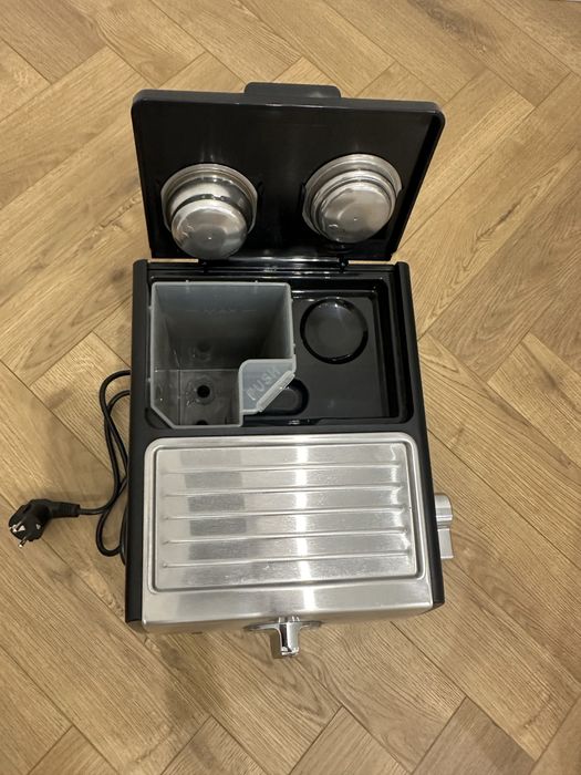 Кофемашина Delonghi