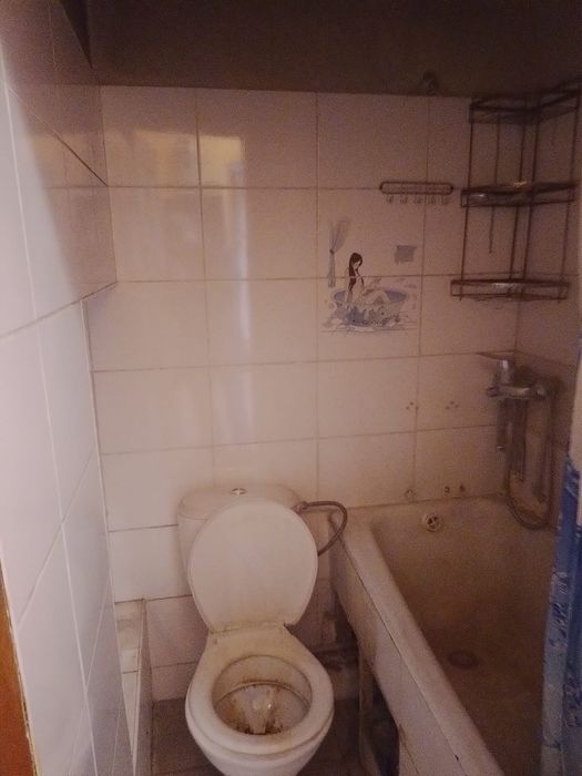 Продам 1а ком Володарского