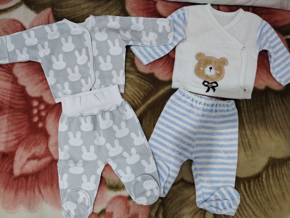 Продам детские вещи