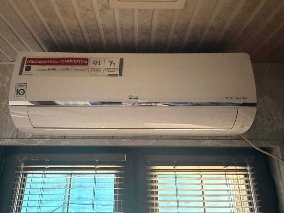 Кондиционер LG DUAL Inverter 12 в отличном состоянии