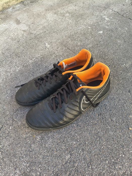 Vând ghete fotbal Nike Tiempo X