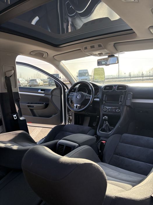 VOLKSWAGEN Golf 2010 — imagine 5