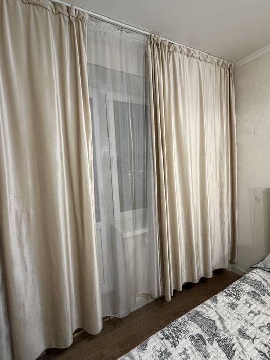 Продам шторы комплект 235*190