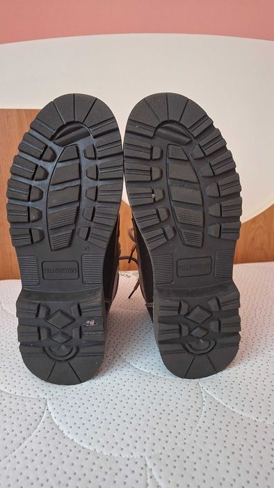 Ghete  din piele