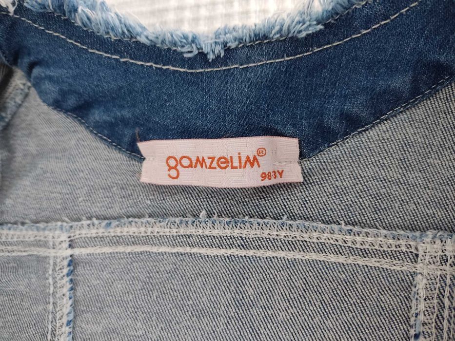 Късо дънково яке за момиче