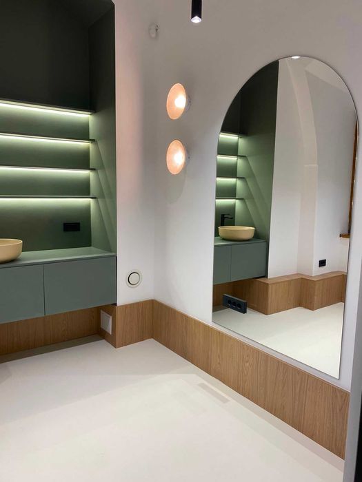 Spațiu de inchiriat - Spațiu nou renovat - Destinație Salon - zona Memorandumului