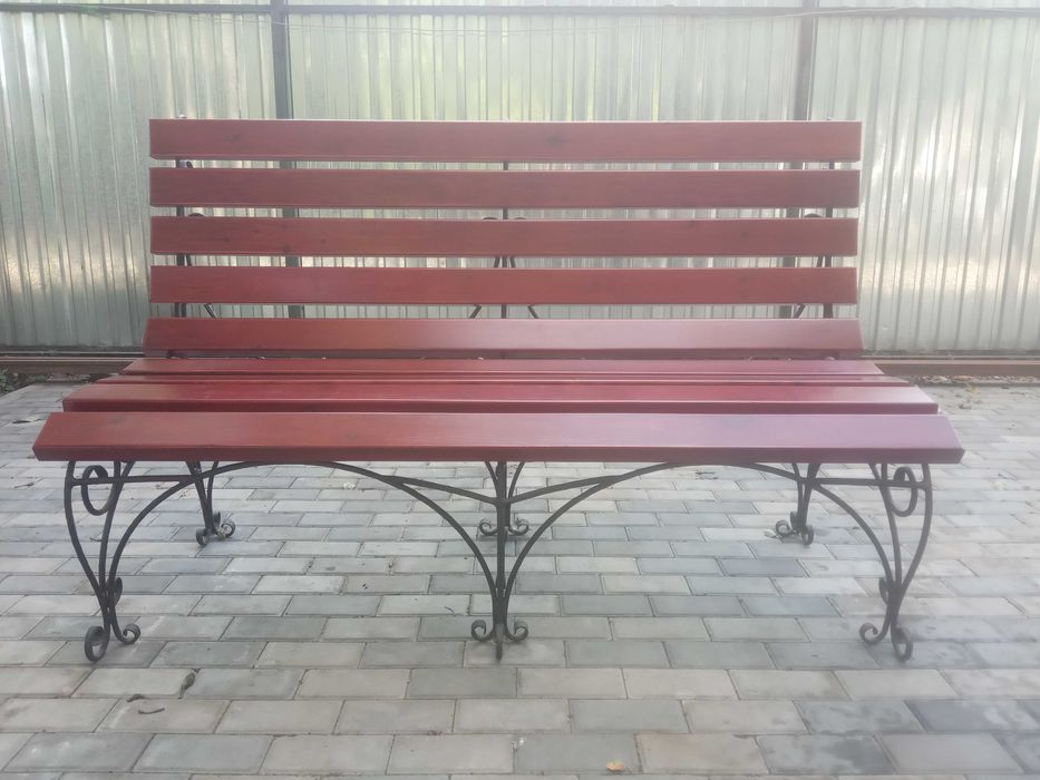 Кованая лавочка скамейка