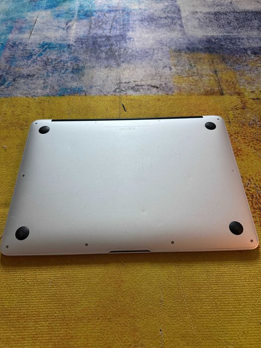 Apple Macbook Air 2017, A 1466