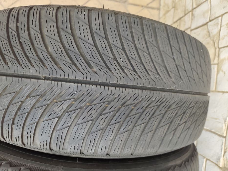 Зимни гуми Michelin 245/45/19 Pilot Alpine 5 2454519