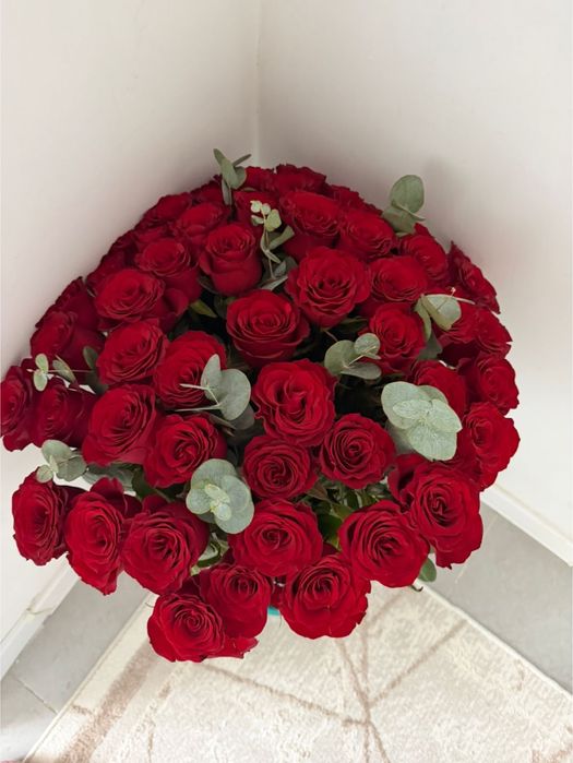 Красные,красивые розы