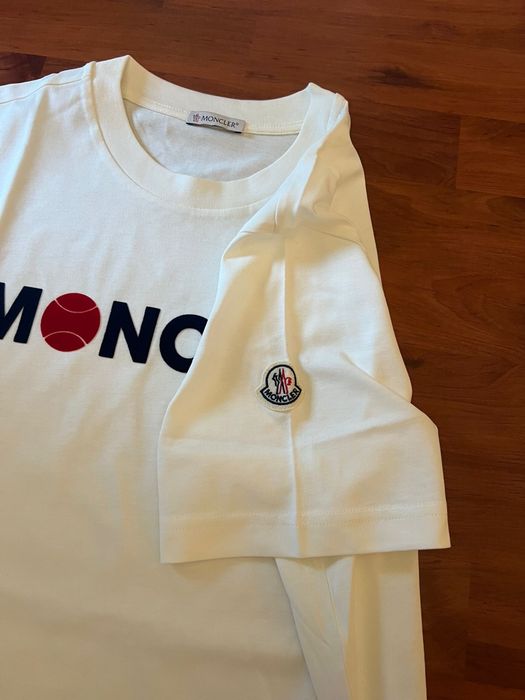 Мъжка тениска Moncler