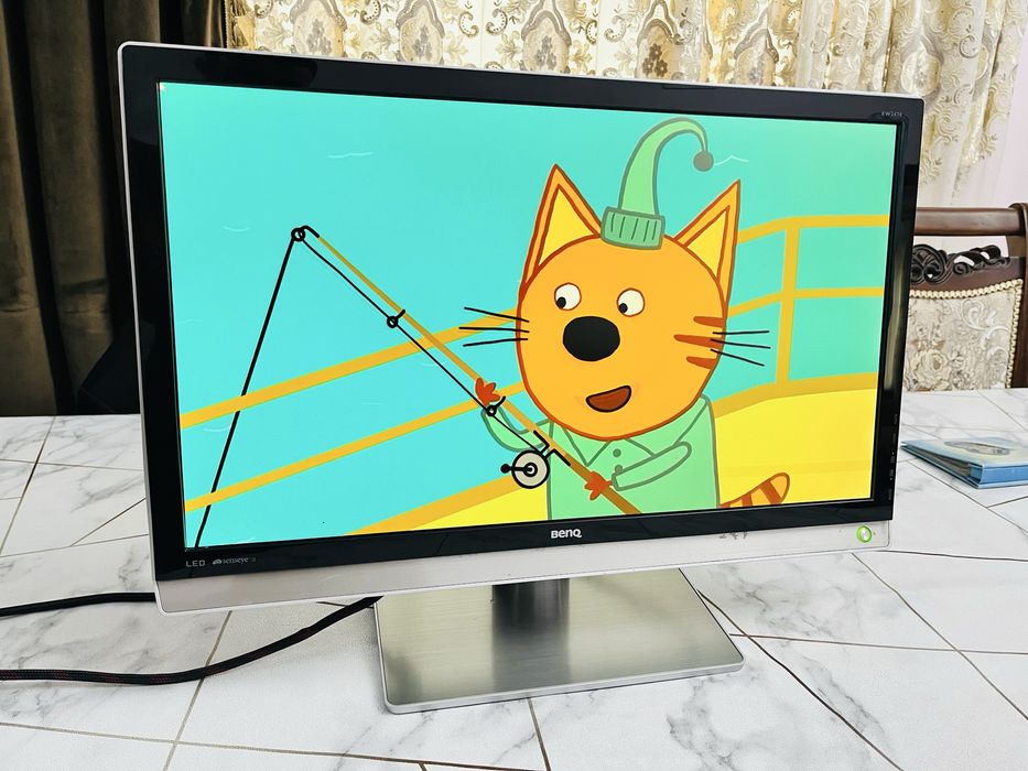 Монитор Benq 24 дюйм в отличном состоянии