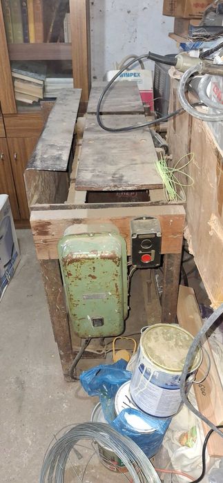 Станок деревообрабатывающий