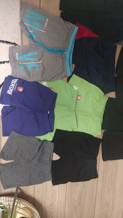 Лот къси панталони 4г