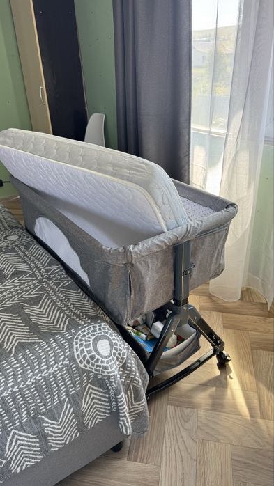 Продам кроватку манеж