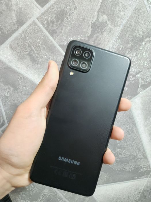 Samsung Galaxy A12 64/4 ideal