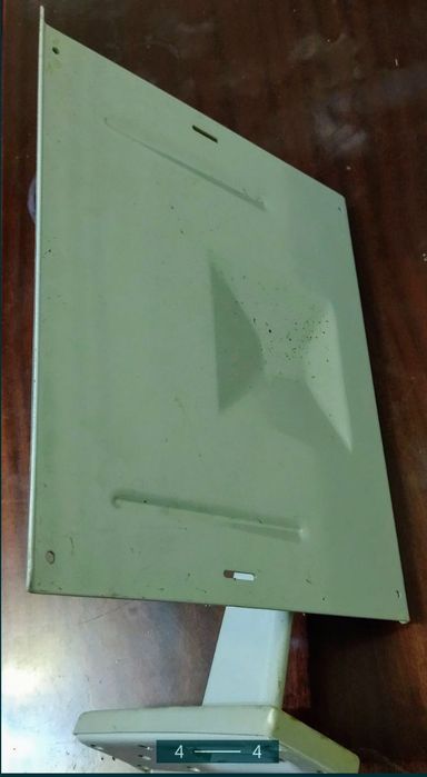 Кронштейн для телевизора фирмы IKEA