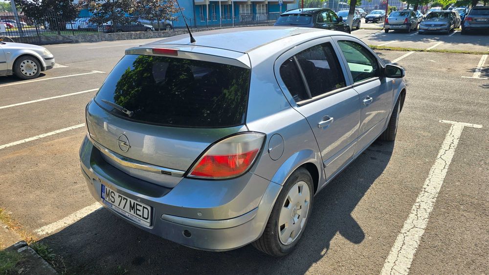 OPEL Astra 2007 — imagine 3