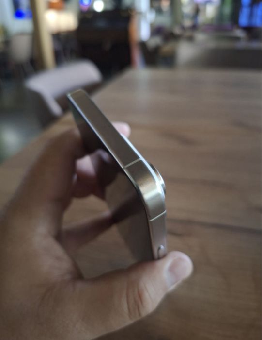 Iphone 15 promax  white titanium