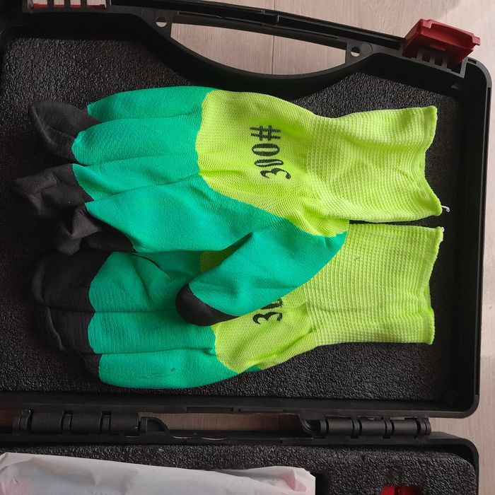 Пуско зарядное устройство для авто