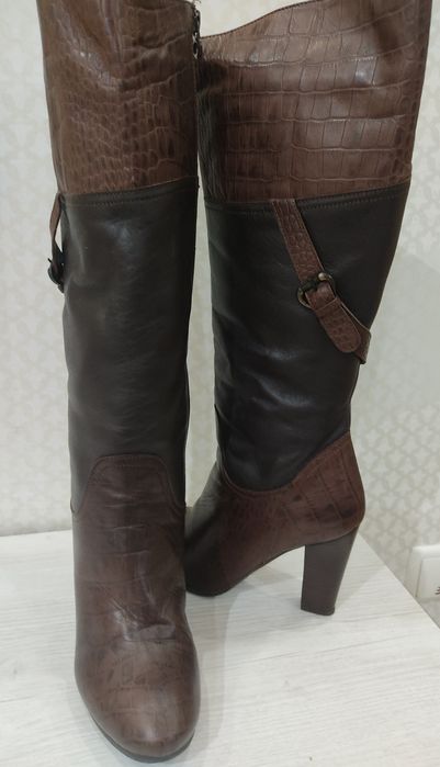 Сапоги  новые кожаные женские
