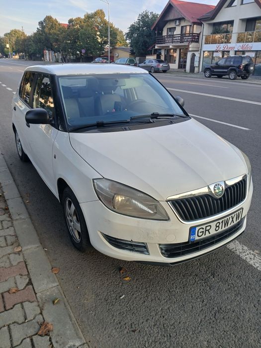 SKODA Fabia 2012 — imagine 3