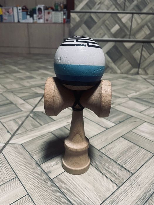 Vând kendama OKENDAMA