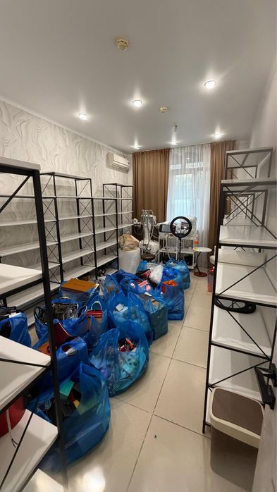 Продам почти новые полки