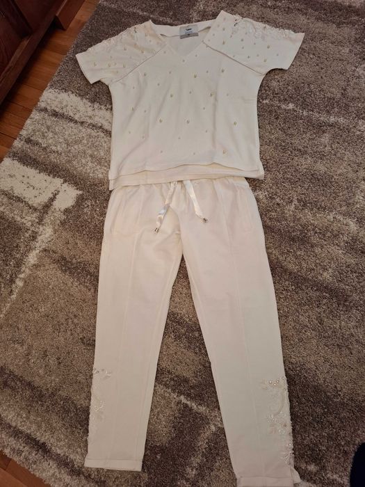 Дамски бял сет с камъчета