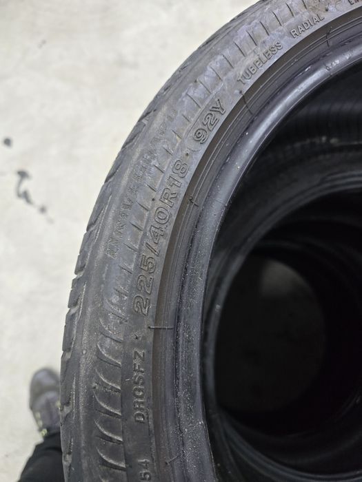 4 Броя 225/40/18 Bridgestone 2x5mm 2x4,5mm RunFlat