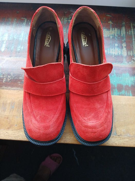 Нови дамски обувки