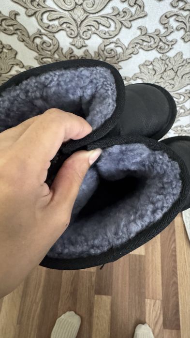 Угги черные кожаные