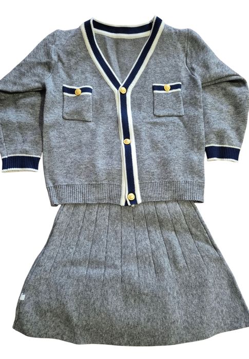 Детски дрехи и комплекти