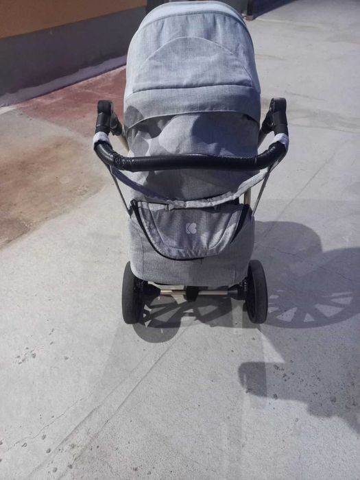 Продавам количка