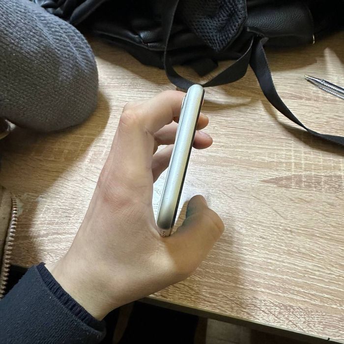 iPhone 11 64/82 ideal