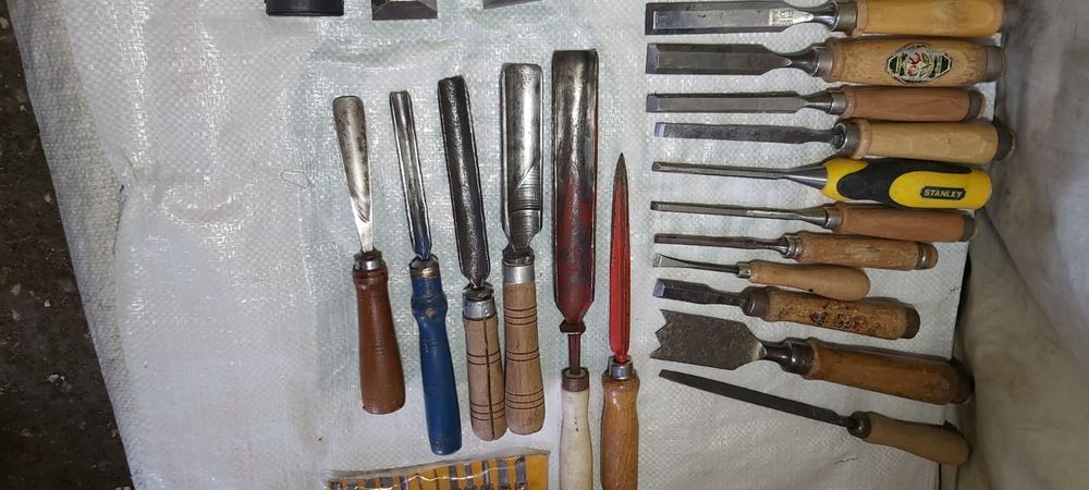 Set dălți sculptură tâmplărie menghina