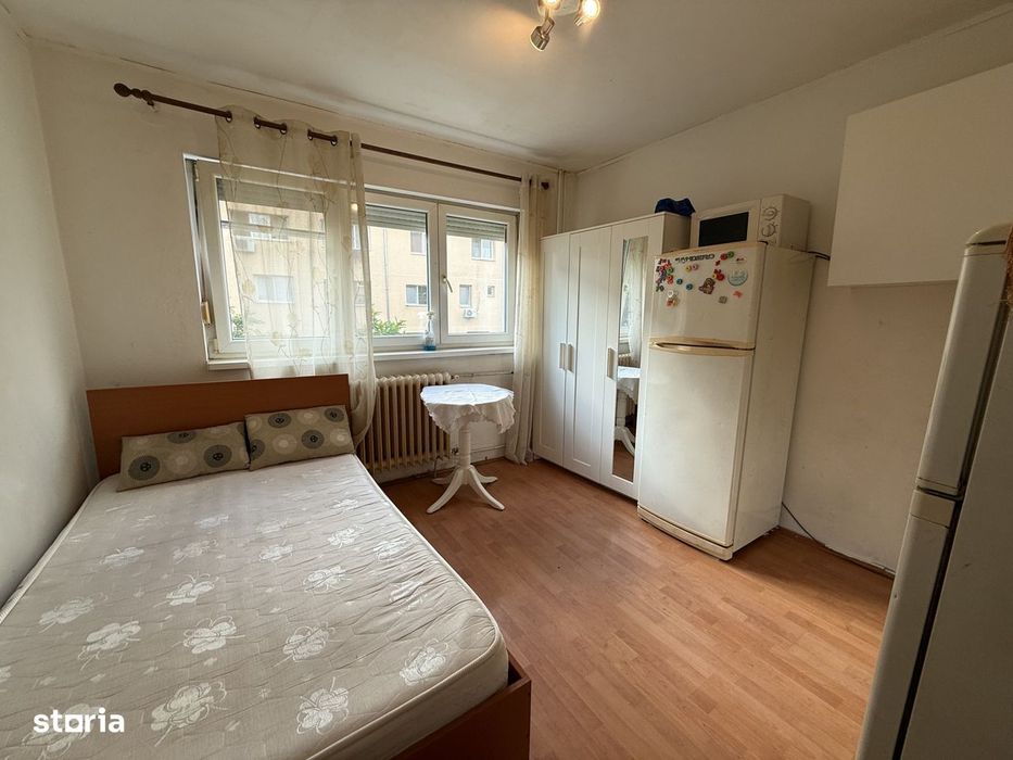 Apartament cu o camera, 16 mp utili, etajul 3, mobilat - Buziasului