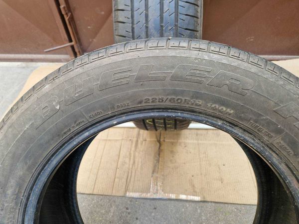 2 Bridgestone R18 225/60
летни гуми
DOT4617