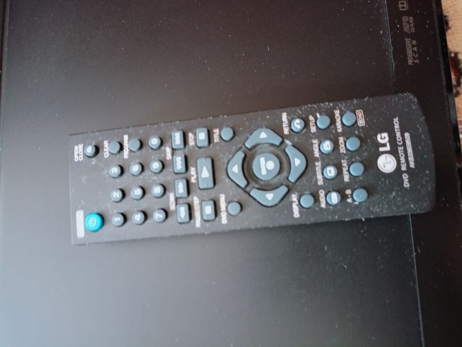 Продам dvd работает