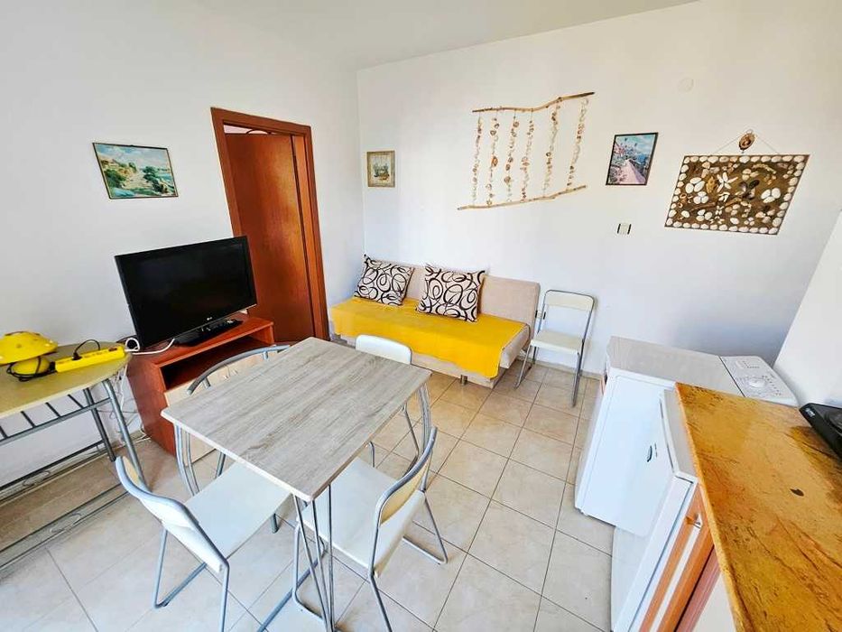 Изгоден двустаен в целогодишен комплекс в Слънчев Бряг