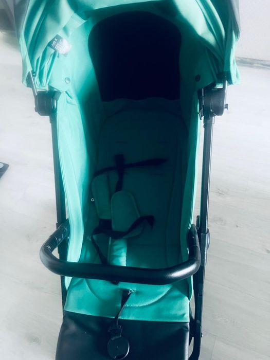 Продам детскую коляску