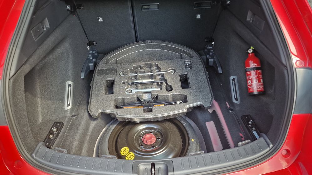 Toyota corolla 1.8 hybrid