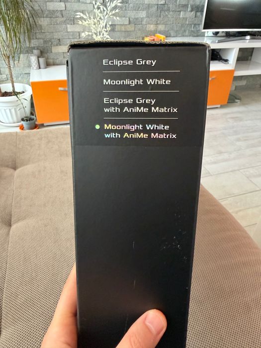 Геймърски лаптоп ROG Zephyrus G14 GA401 Moonlight White с Anime Matrix