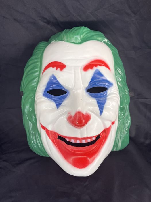 Крылья ангела, одобки нимб, маски.