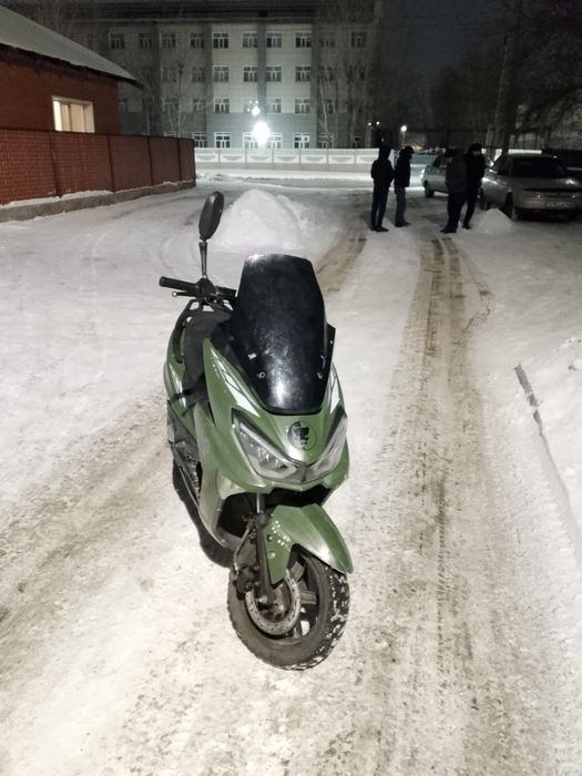 Продам скутер макси
