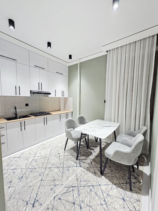 Сдаётся квартира 2/2/4 на Яшнабад р-не, о-рр метро Тузель.